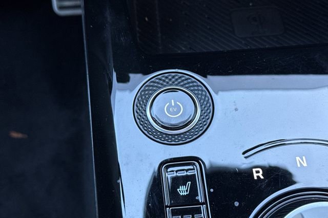 Certified 2024 Kia Niro Wave image 30