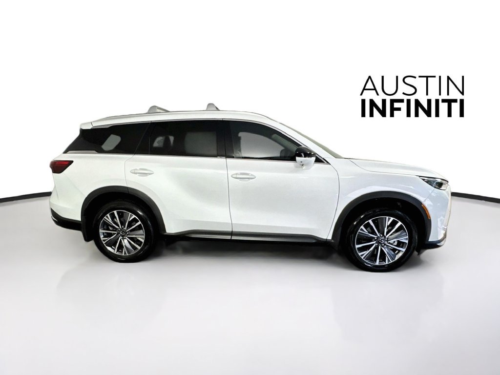 Certified 2027 INFINITI QX60 Luxe w/ Family Package FWD image 11