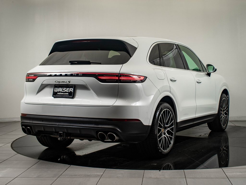 Used 2019 Porsche Cayenne S image 8