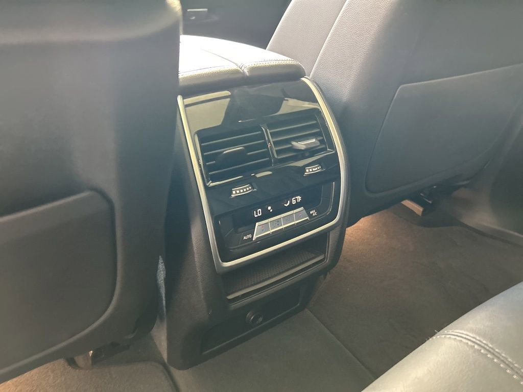 Used 2021 BMW X5 sDrive40i w/ M Sport Package image 22