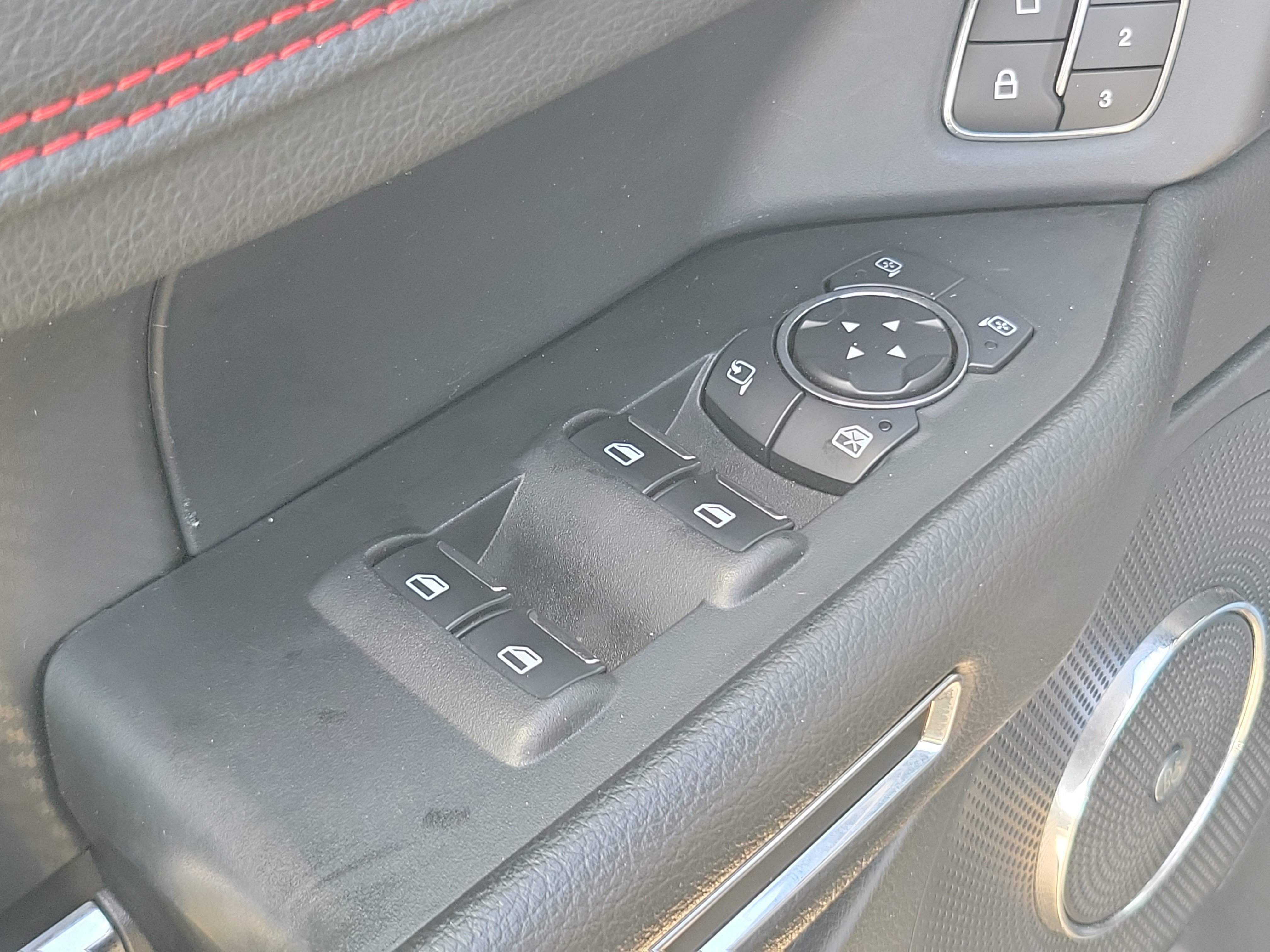 Used 2019 Ford Expedition Max Limited w/ Equipment Group 303A RWD image 32
