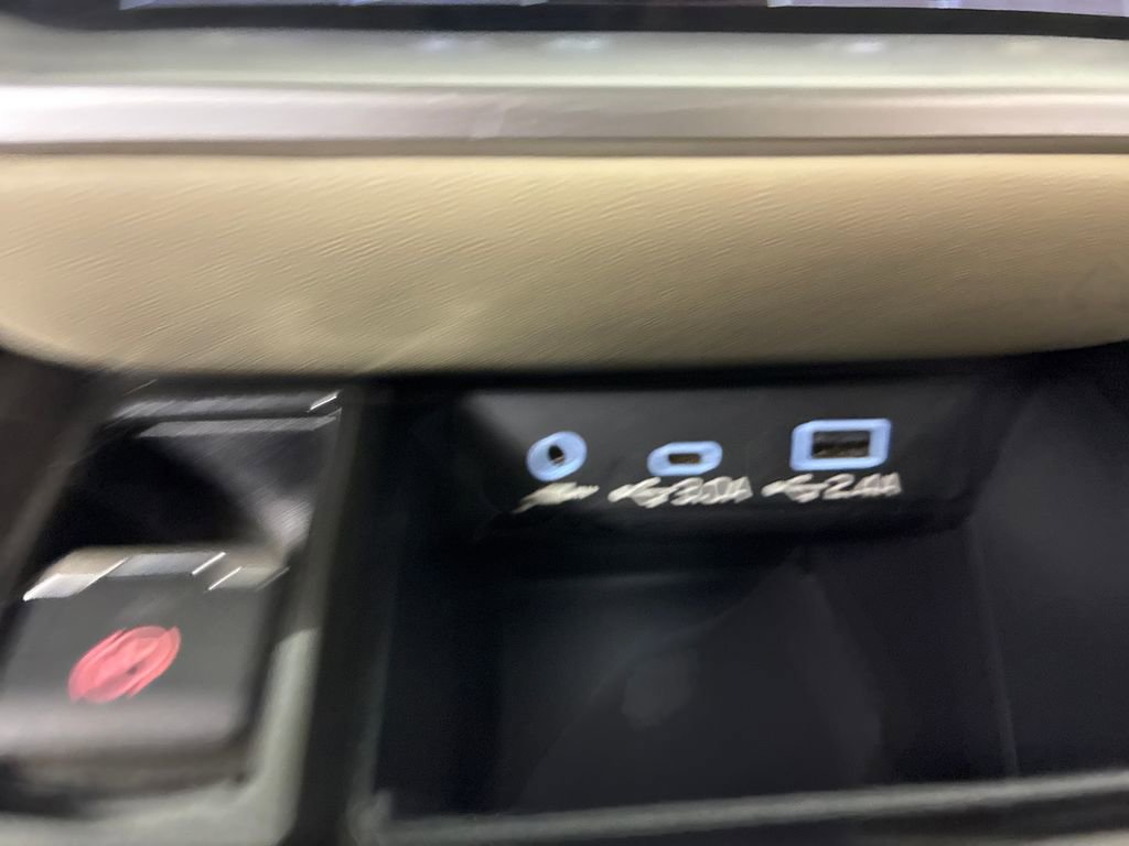 Certified 2023 Subaru Outback Limited image 22