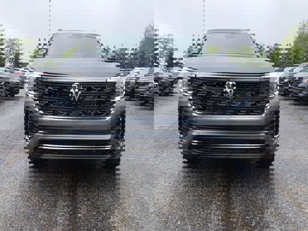 New 2025 Volkswagen Atlas SEL Premium R-Line image 2