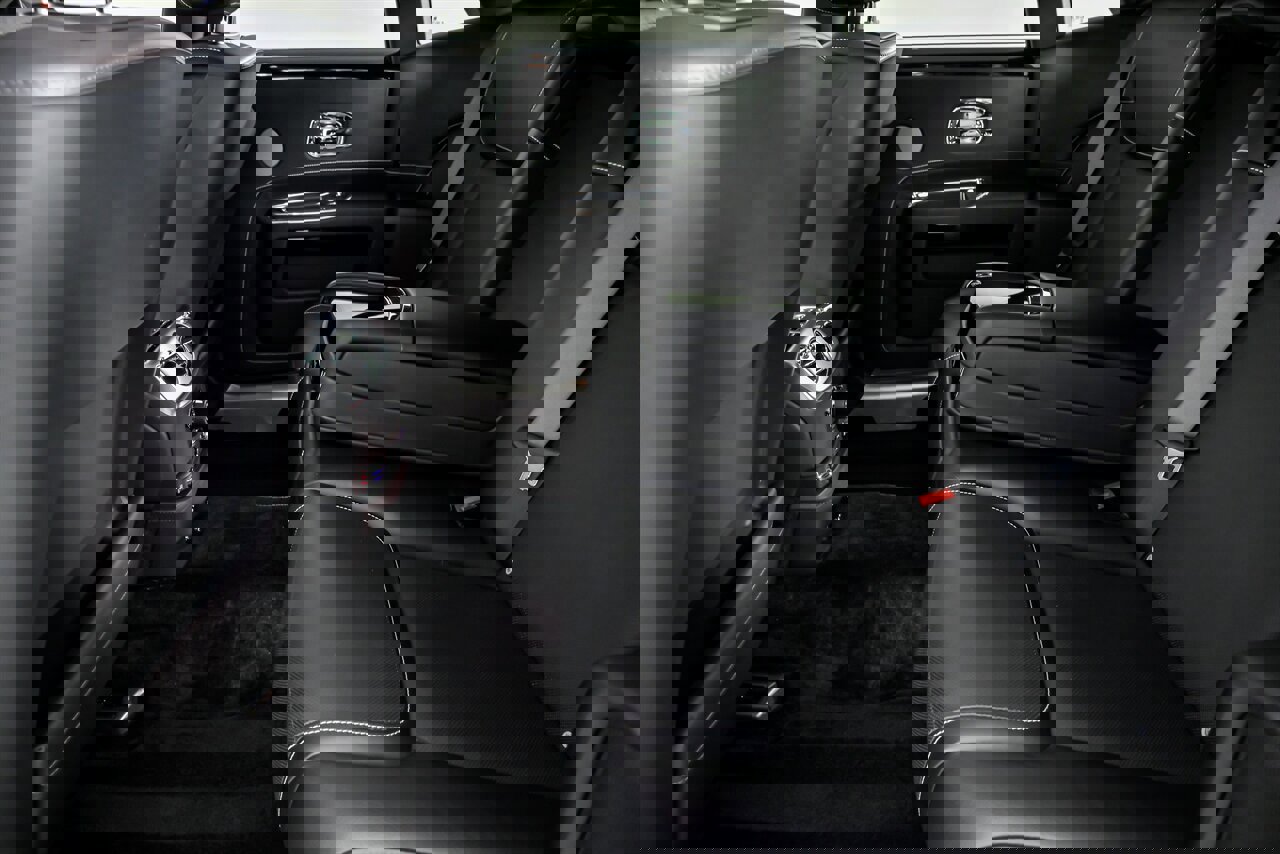 Used 2017 Rolls-Royce Ghost image 25