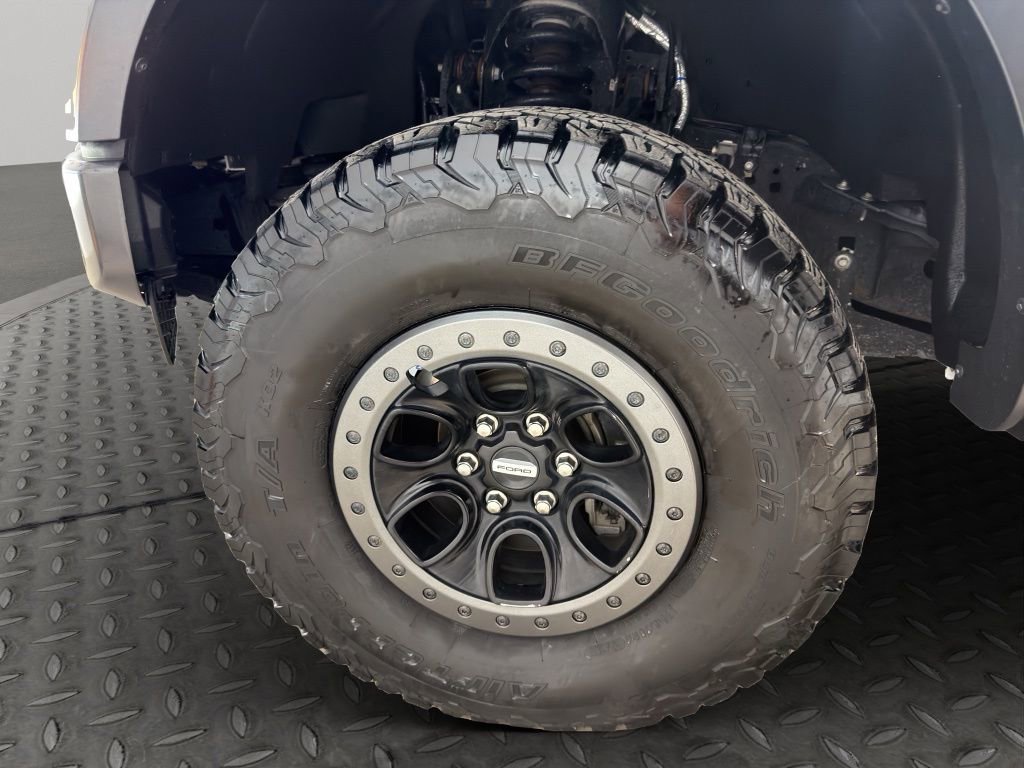 Used 2022 Ford F150 Raptor w/ Equipment Group 801A High AWD/4WD image 24