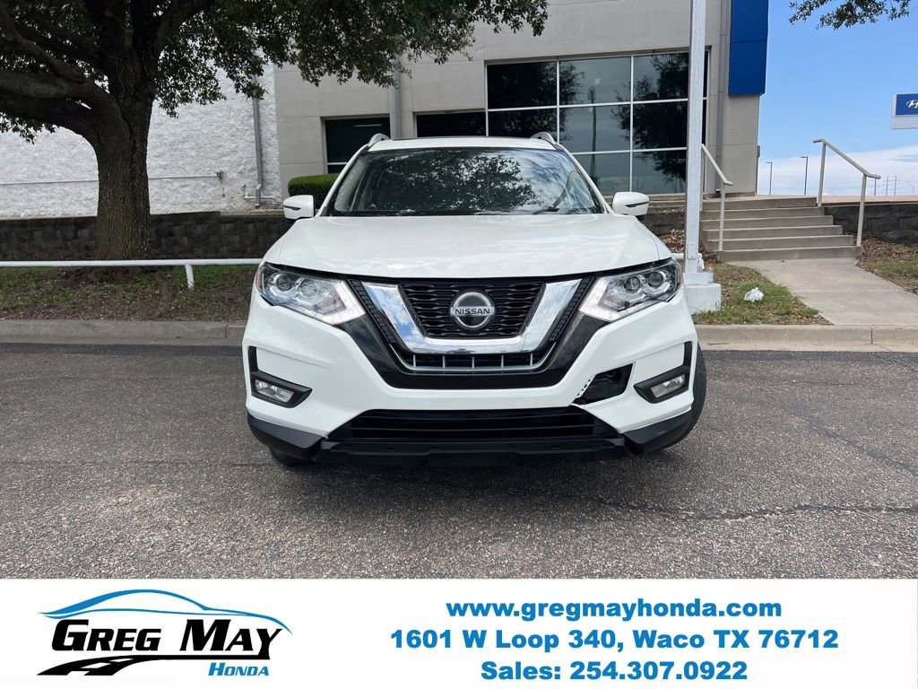 Used 2018 Nissan Rogue SL w/ Premium Package FWD image 2