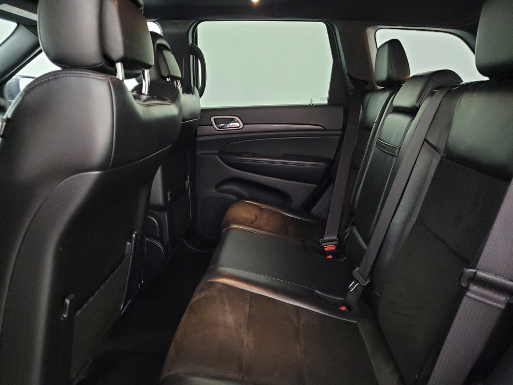 Used 2020 Jeep Grand Cherokee Altitude image 18