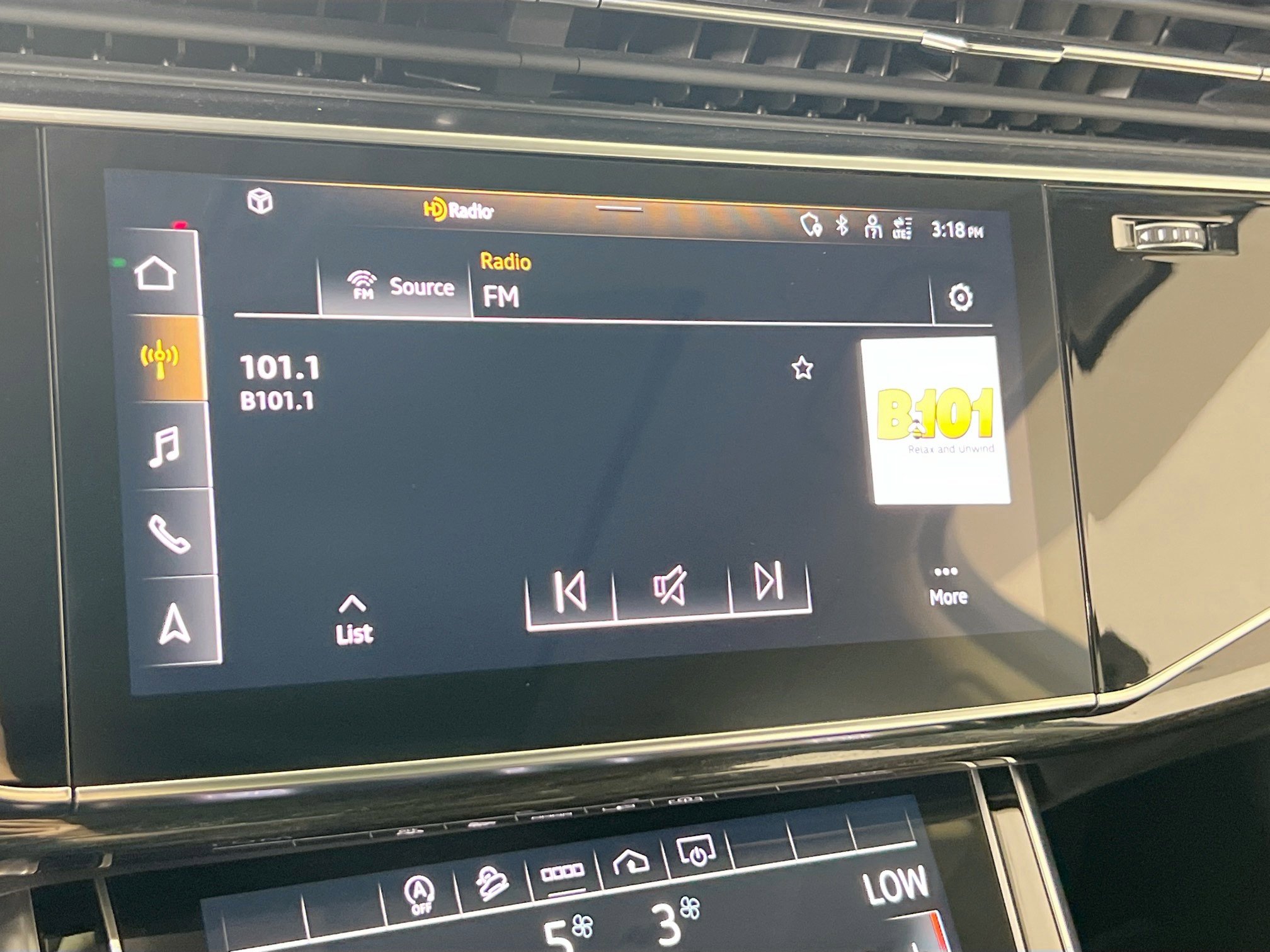 Used 2022 Audi Q7 Premium Plus w/ Premium Plus Package image 14