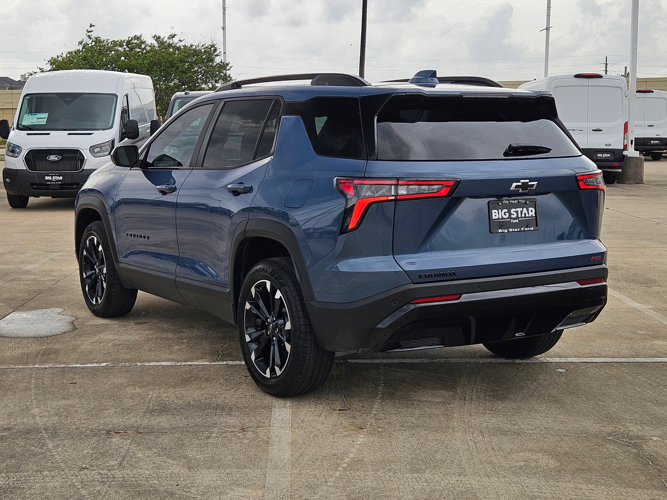 Used 2025 Chevrolet Equinox RS w/ Convenience Package III image 6