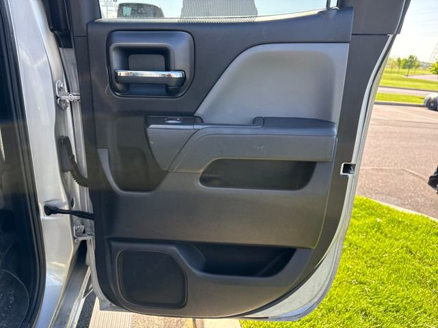 Used 2017 Chevrolet Silverado 1500 Custom w/ Custom Convenience Package AWD/4WD image 14
