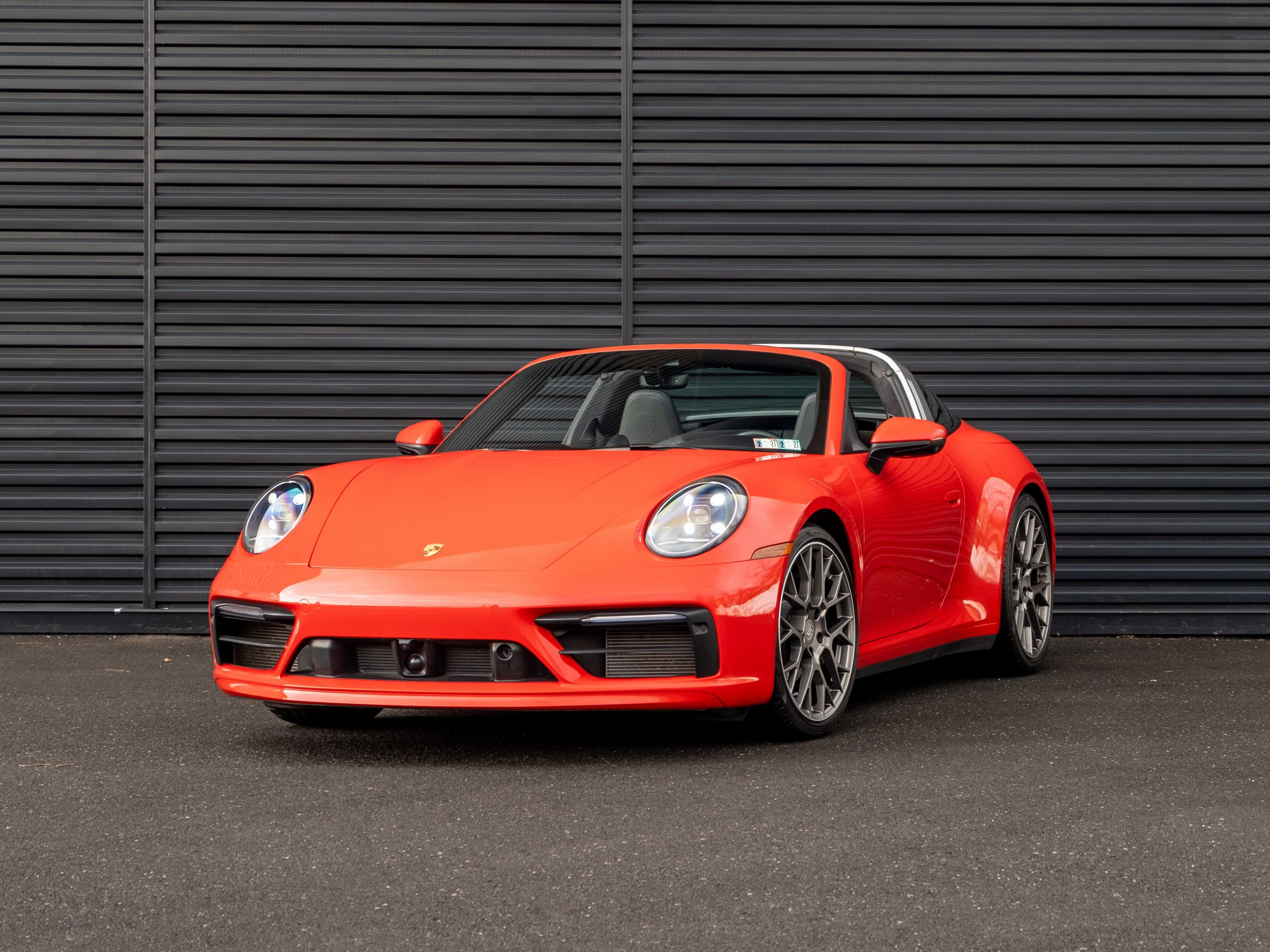 Certified 2021 Porsche 911 Targa 4 image 1