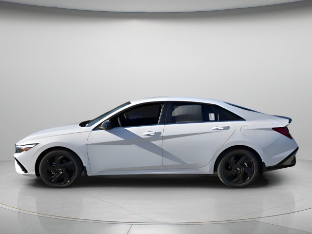 New 2026 Hyundai Elantra SEL Sport Premium FWD image 2