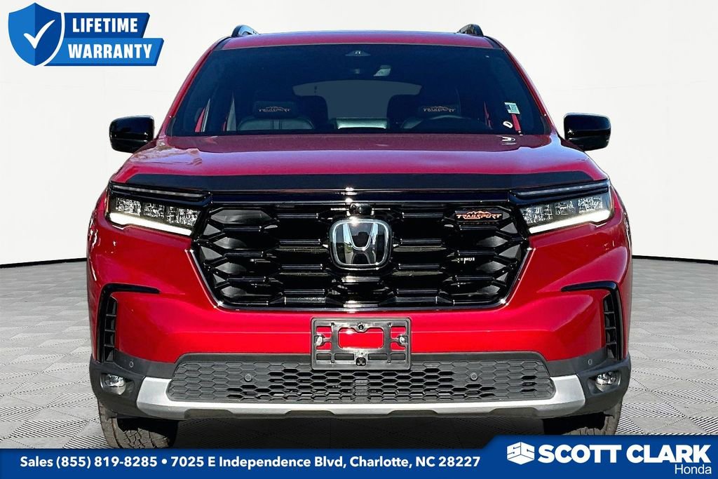 Used 2025 Honda Pilot TrailSport video 2