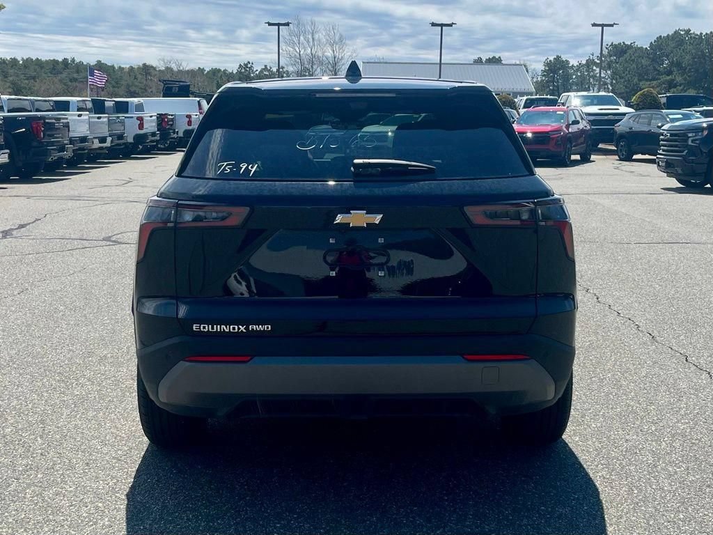 New 2026 Chevrolet Equinox LT w/ Safety and Technology Package AWD/4WD image 5