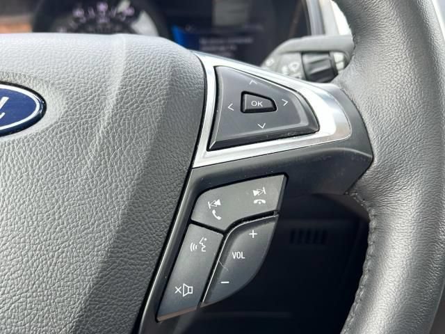 Used 2022 Ford Edge SEL w/ Convenience Package AWD/4WD image 28
