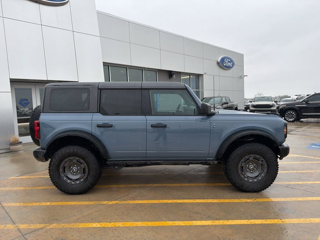 Used 2024 Ford Bronco Black Diamond image 8