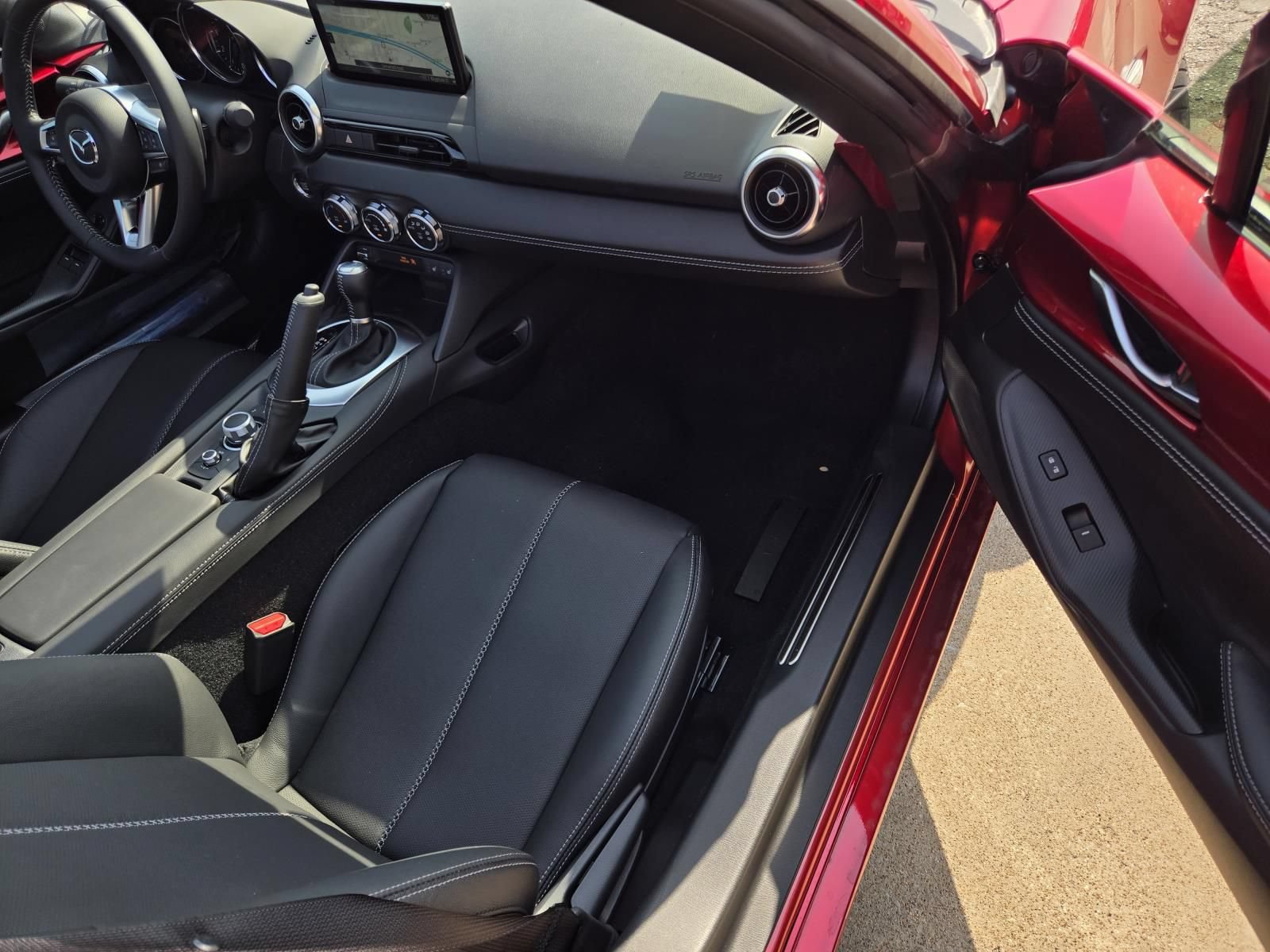 New 2026 MAZDA MX-5 Miata RF Grand Touring RWD image 12