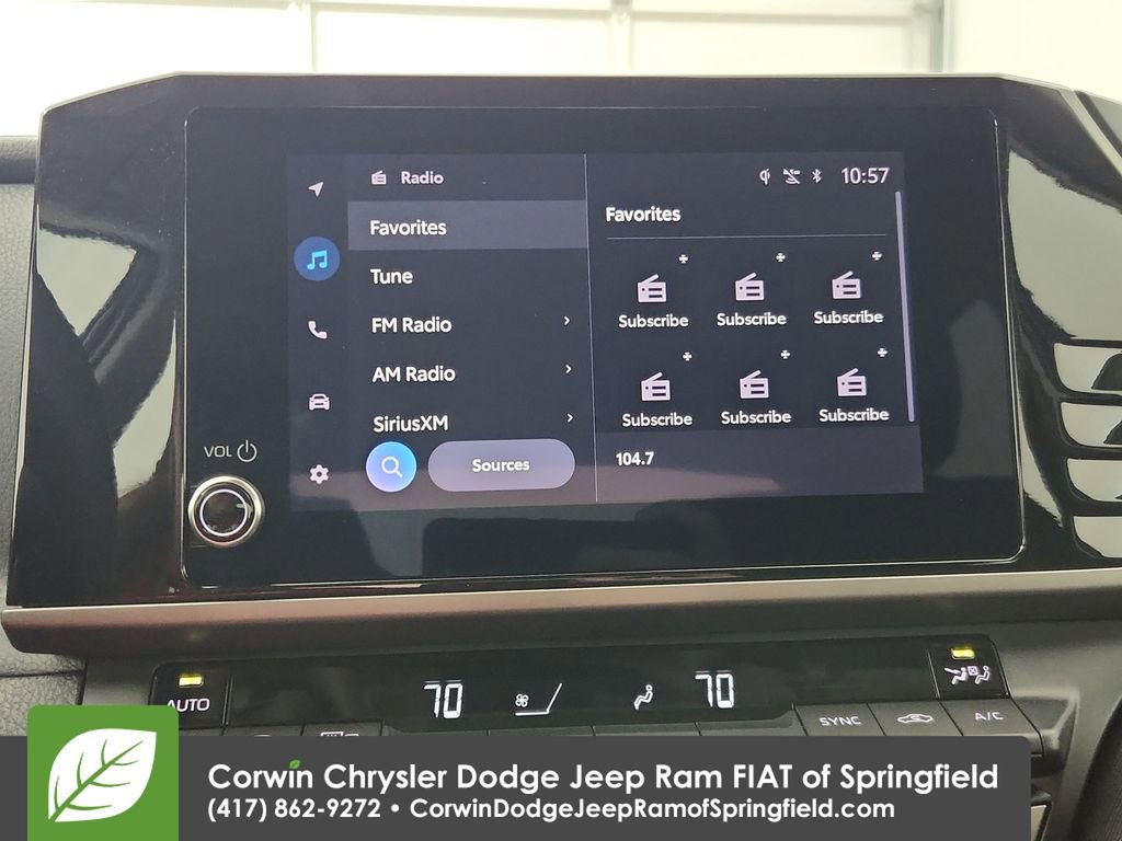 Used 2025 Toyota Camry LE image 24