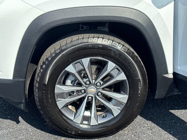 Used 2026 Chevrolet Equinox LT AWD/4WD image 27