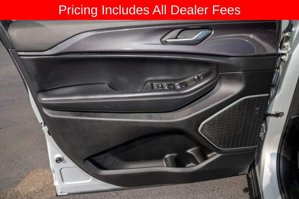 Used 2021 Jeep Grand Cherokee L Laredo AWD/4WD image 21