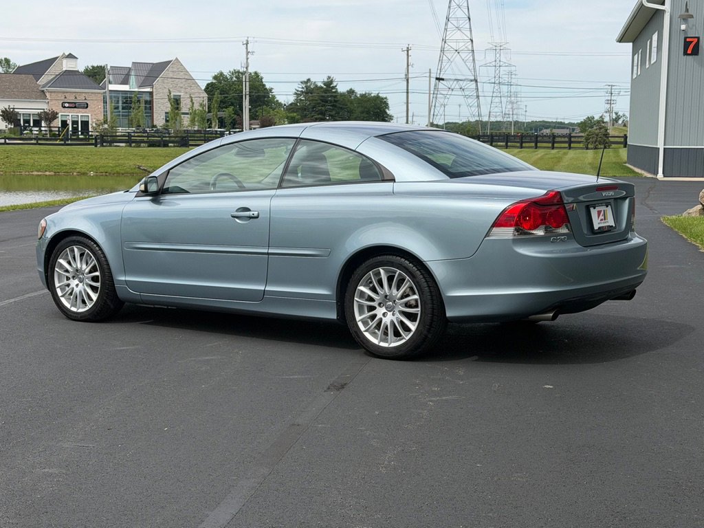 Used 2007 Volvo C70 T5 FWD image 4