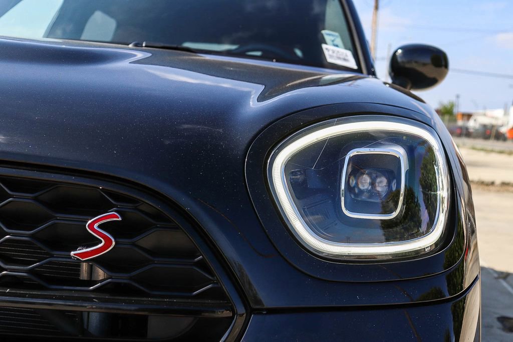 Used 2023 MINI Cooper Countryman S w/ Signature Upholstery Package FWD image 10