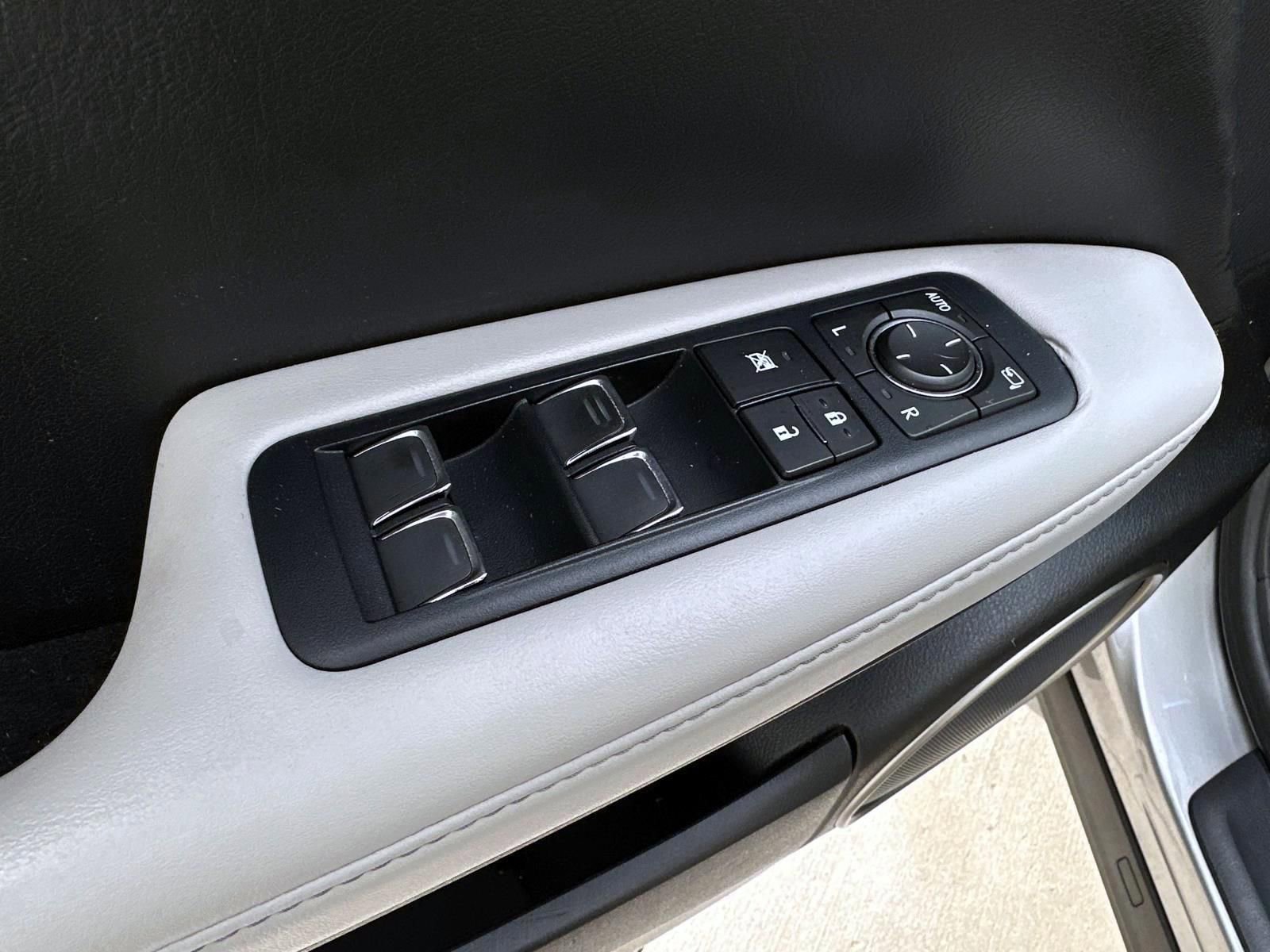 Used 2018 Lexus RX 350L AWD image 12