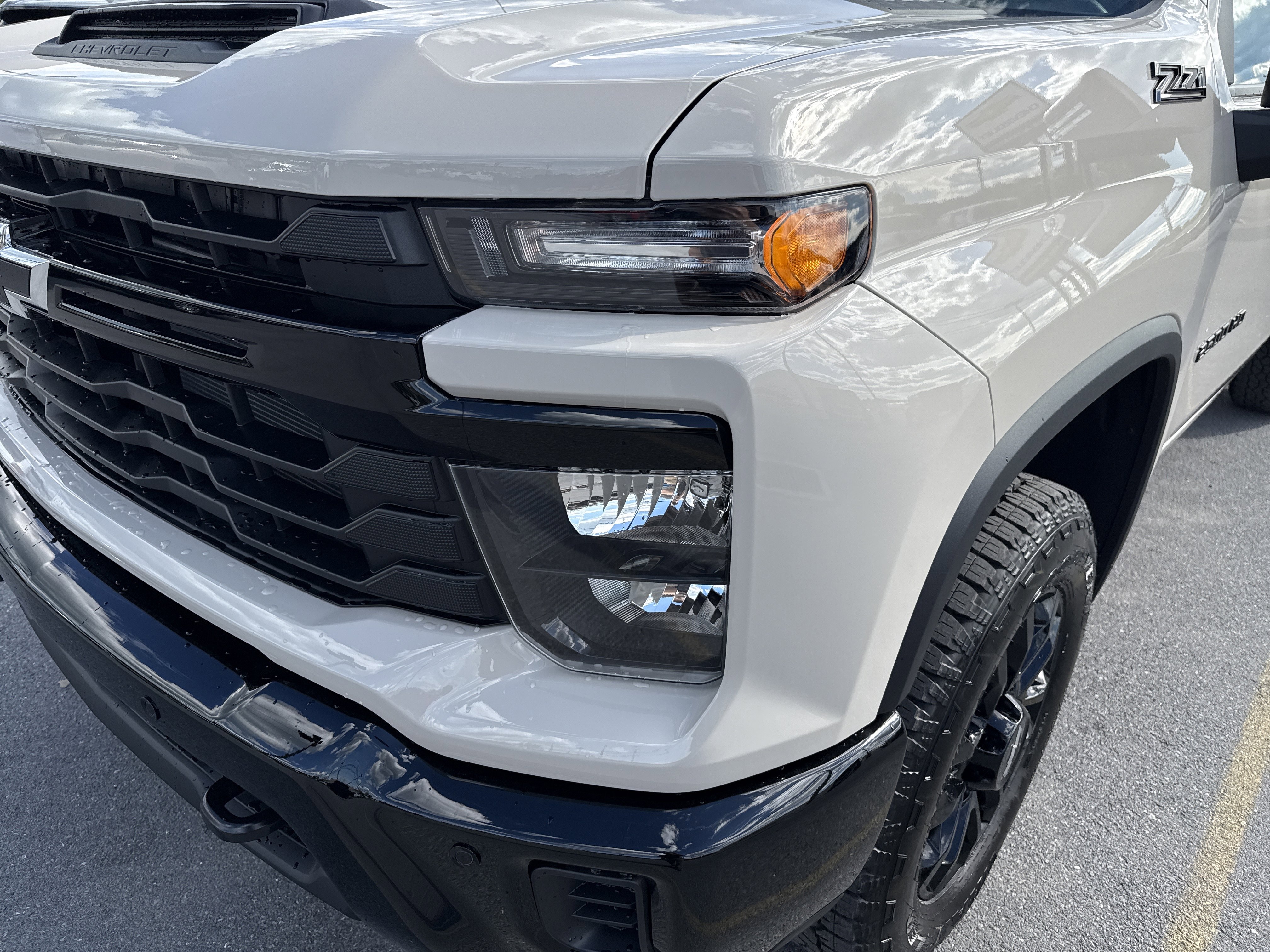 New 2026 Chevrolet Silverado 2500 Custom w/ Custom Value Package AWD/4WD image 17
