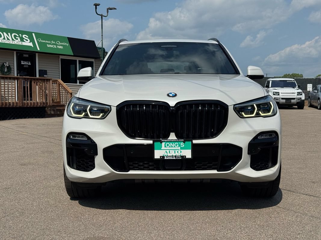 Used 2020 BMW X5 M50i AWD/4WD image 3