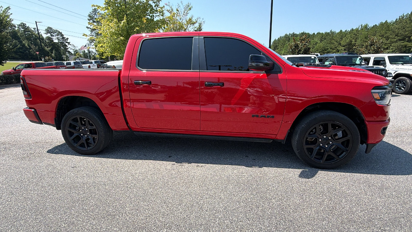 Used 2023 RAM 1500 Laramie AWD/4WD image 7