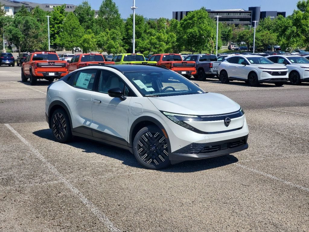 New 2026 Nissan Leaf Platinum+ w/ Cargo Package (Platinum+) FWD image 31