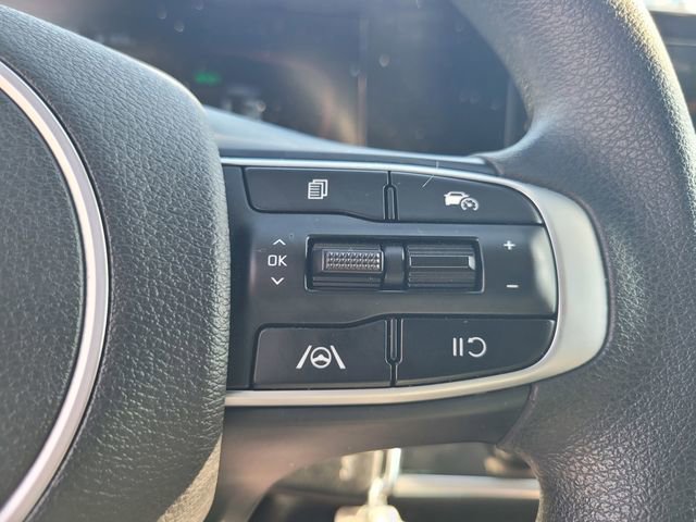 Used 2025 Kia Sportage LX image 26