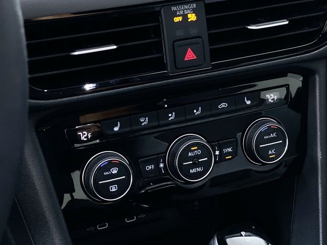 Used 2024 Volkswagen Taos SE image 19