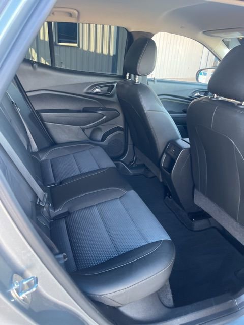 Used 2024 Chevrolet Trax LT w/ Driver Confidence Package image 9