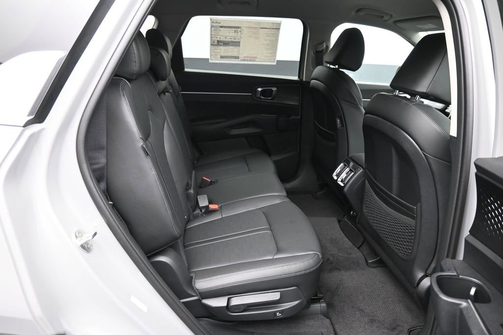 New 2026 Kia Sorento S FWD image 24