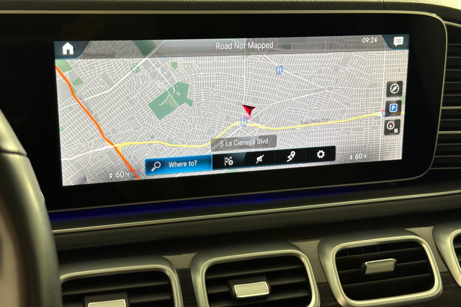 Used 2023 Mercedes-Benz GLS 450 4MATIC image 18