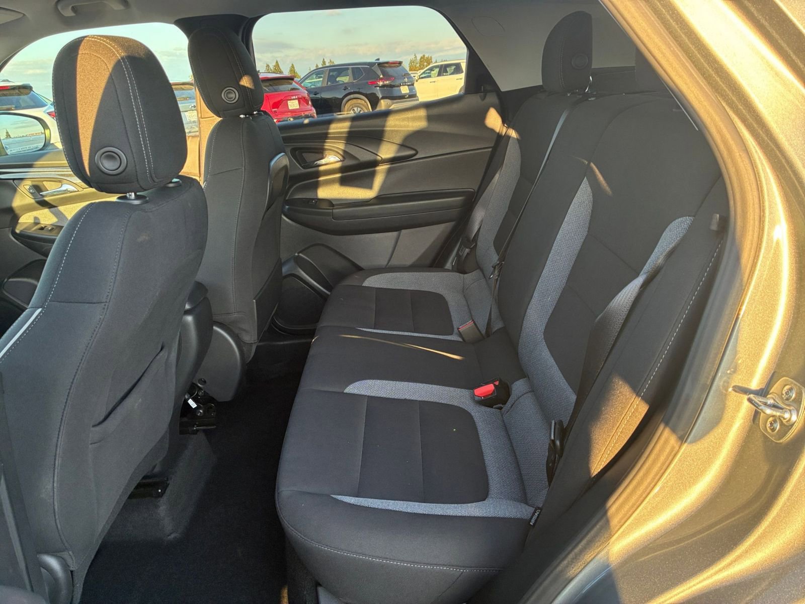 Used 2025 Chevrolet TrailBlazer LT image 23