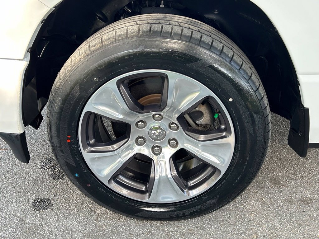 Used 2023 RAM 1500 Laramie RWD image 33