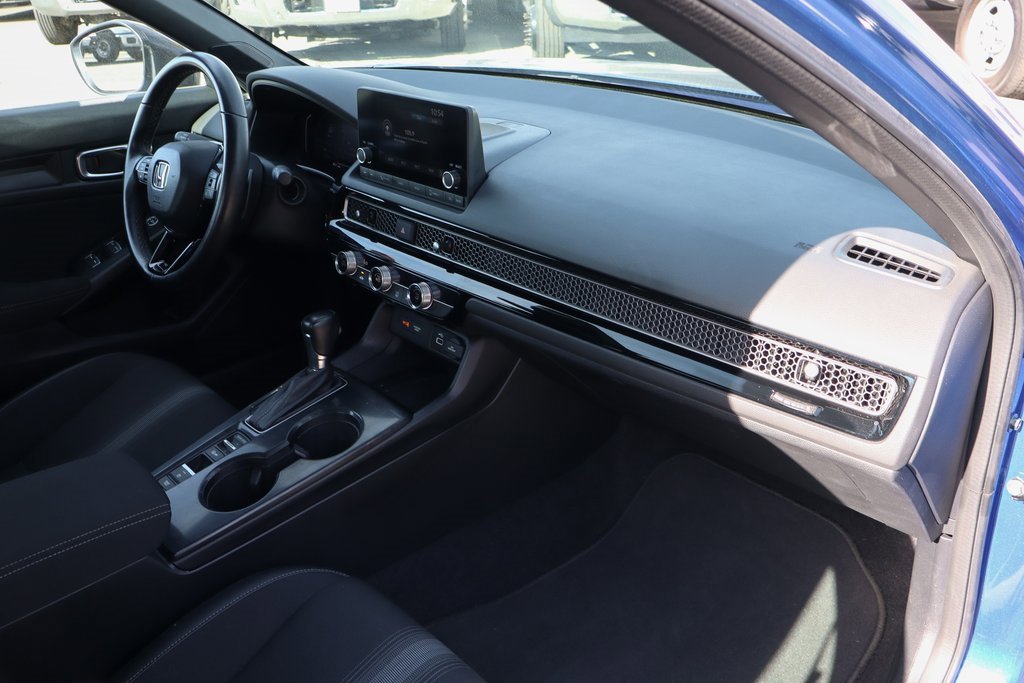 Used 2023 Honda Civic Sport image 29