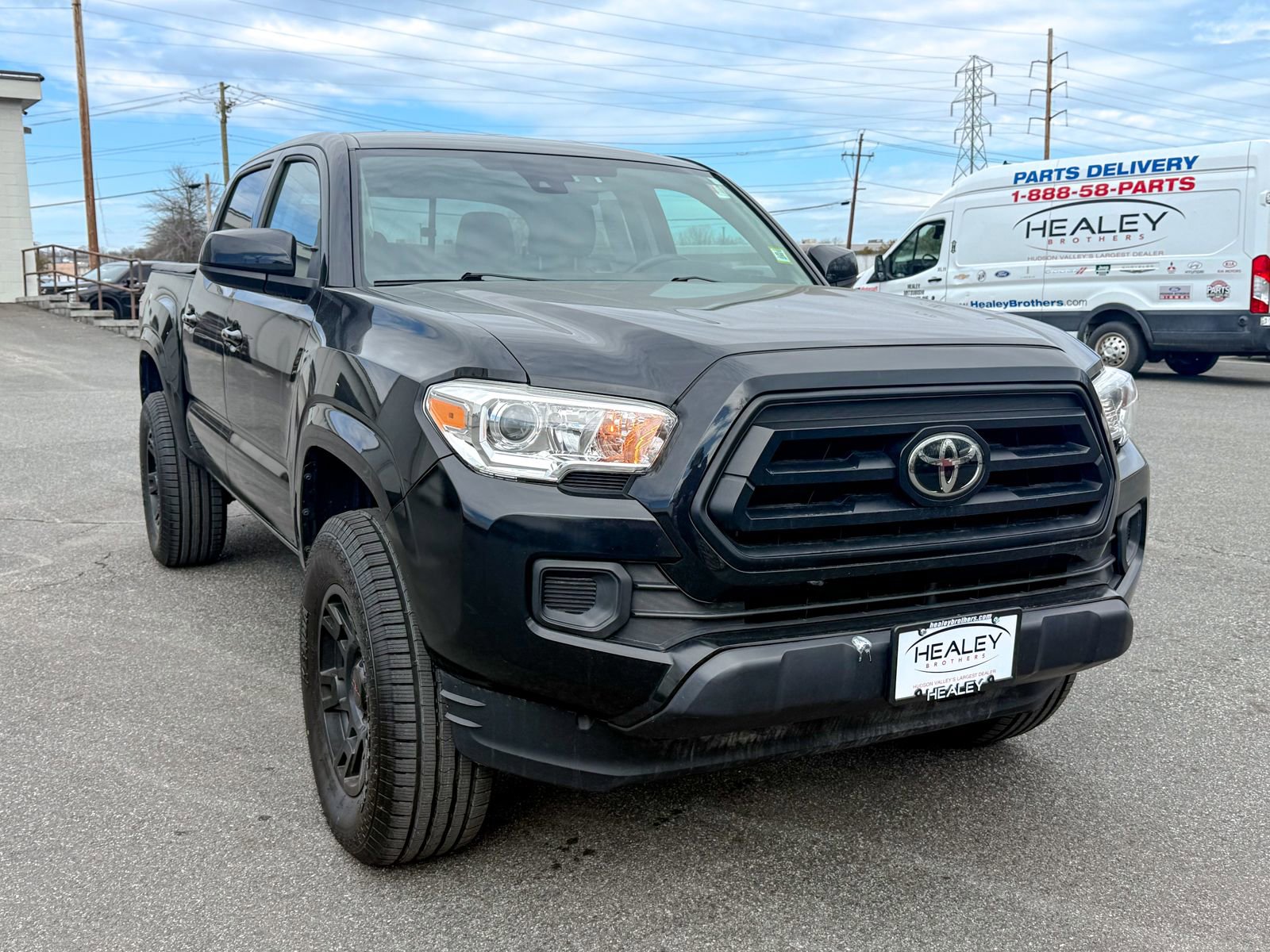 Used 2021 Toyota Tacoma SR image 1