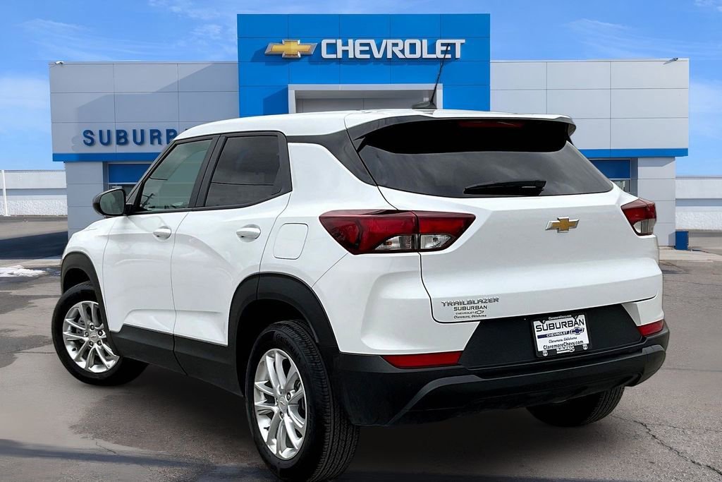 Used 2025 Chevrolet TrailBlazer LS w/ LS Convenience Package image 12