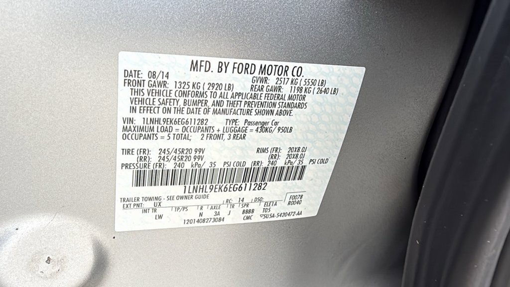 Used 2014 Lincoln MKS AWD w/ Equipment Group 101A image 33