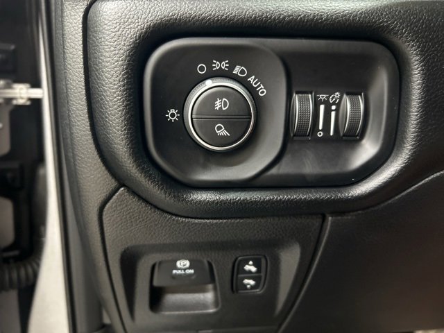 Used 2020 RAM 1500 Laramie image 15