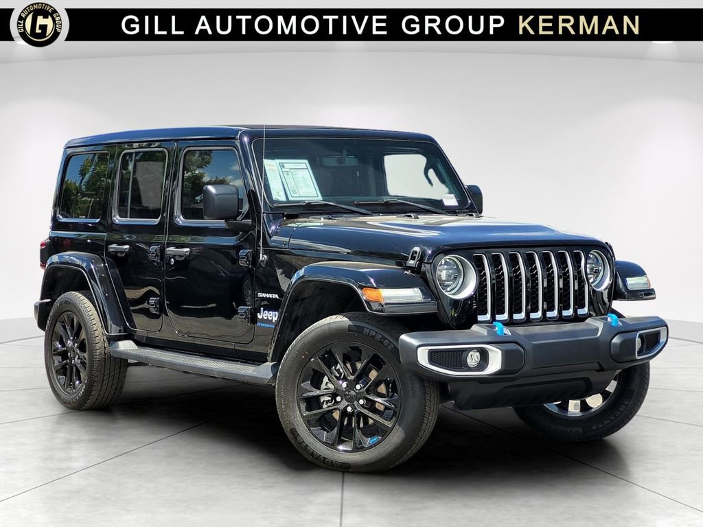 Used 2023 Jeep Wrangler Unlimited Sahara AWD/4WD image 1