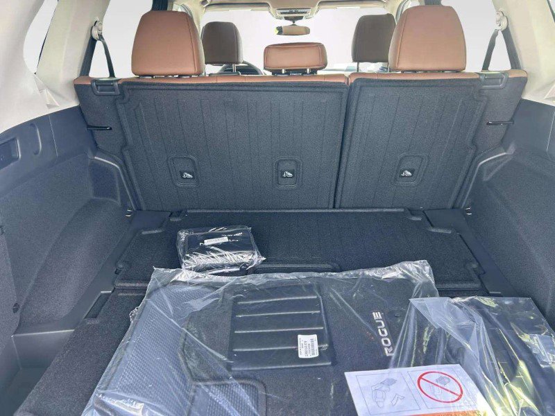 New 2026 Nissan Rogue Platinum w/ Platinum Premium Package image 25