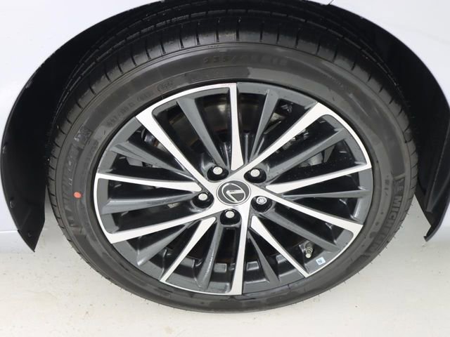 New 2025 Lexus ES 350 w/ Premium Package image 9