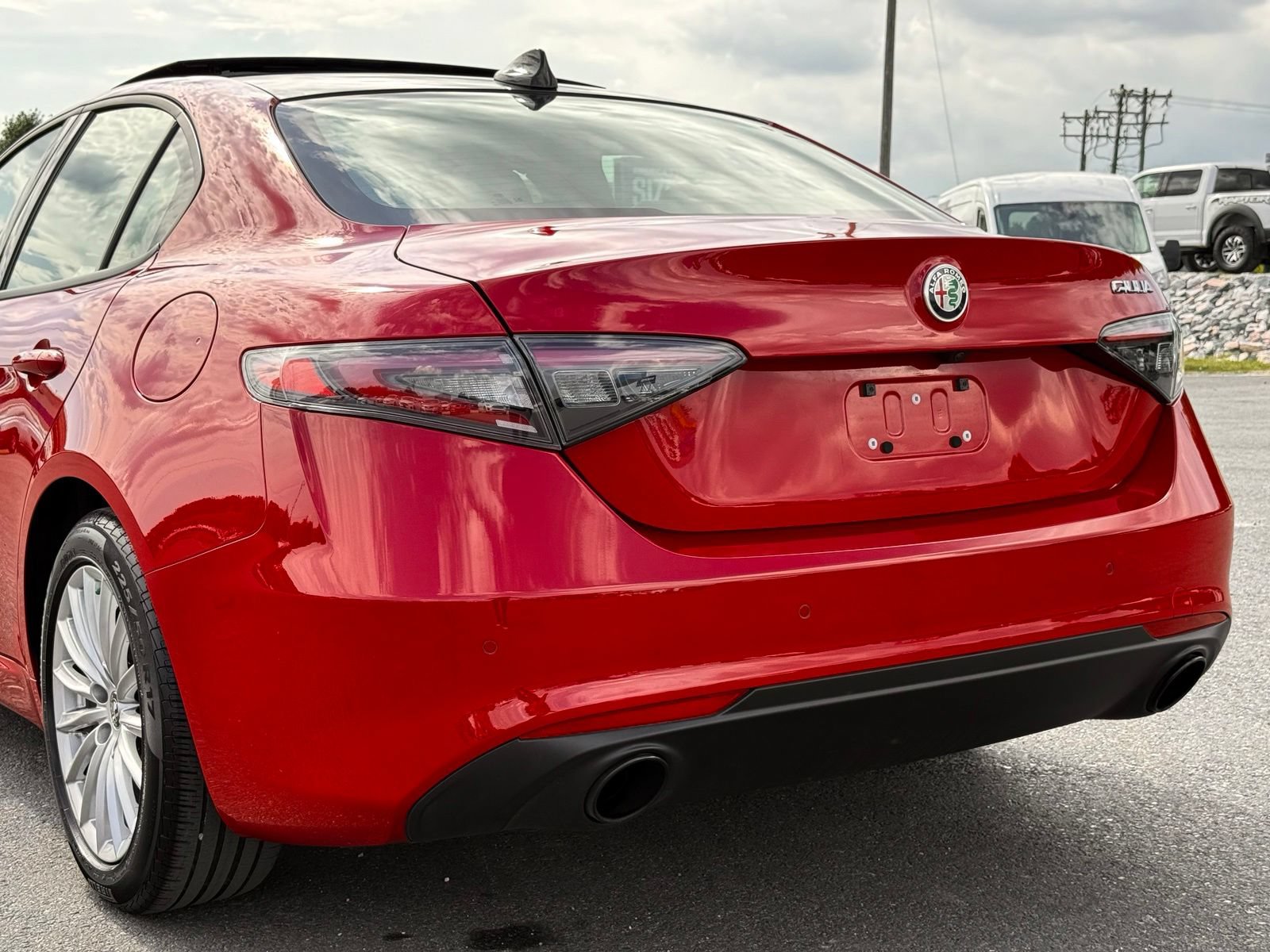Used 2024 Alfa Romeo Giulia Sprint RWD image 5