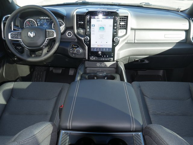 New 2026 RAM 1500 4x4 Crew Cab image 8