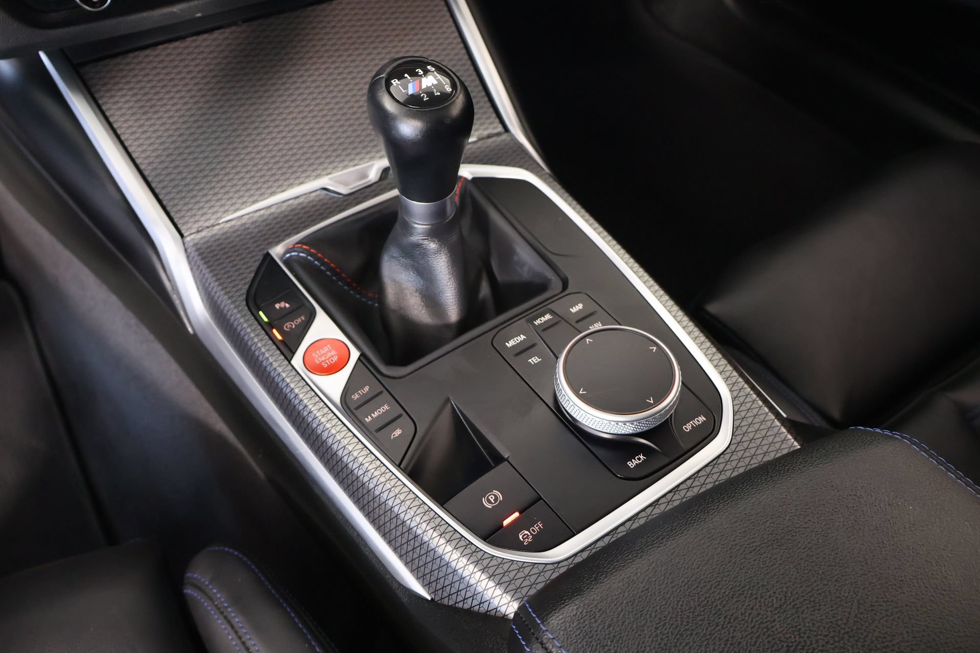 Used 2023 BMW M2 w/ Lighting Package RWD image 9