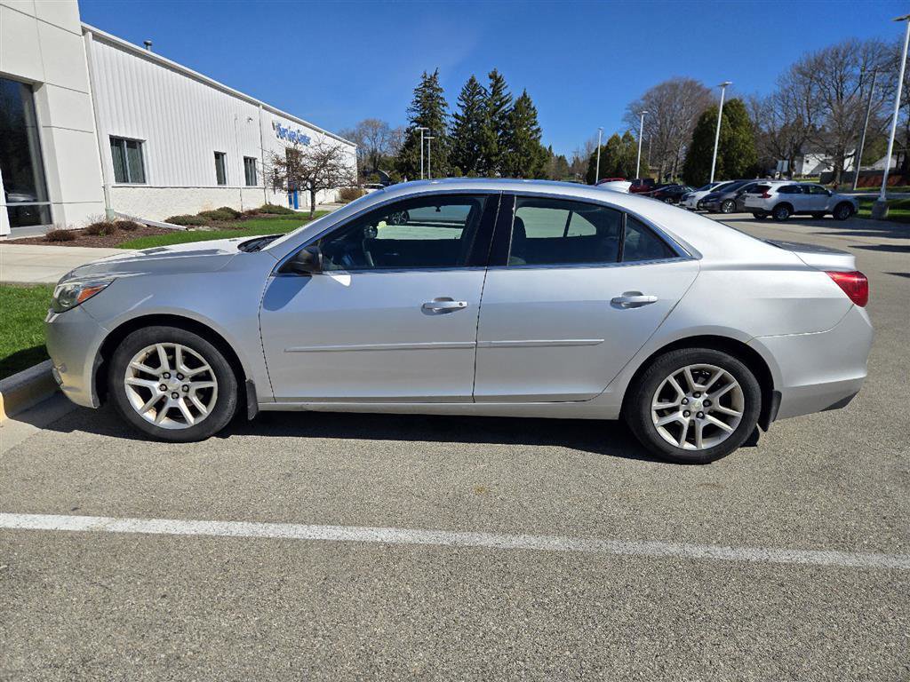 Used 2015 Chevrolet Malibu LT w/ Power Convenience Package FWD image 20